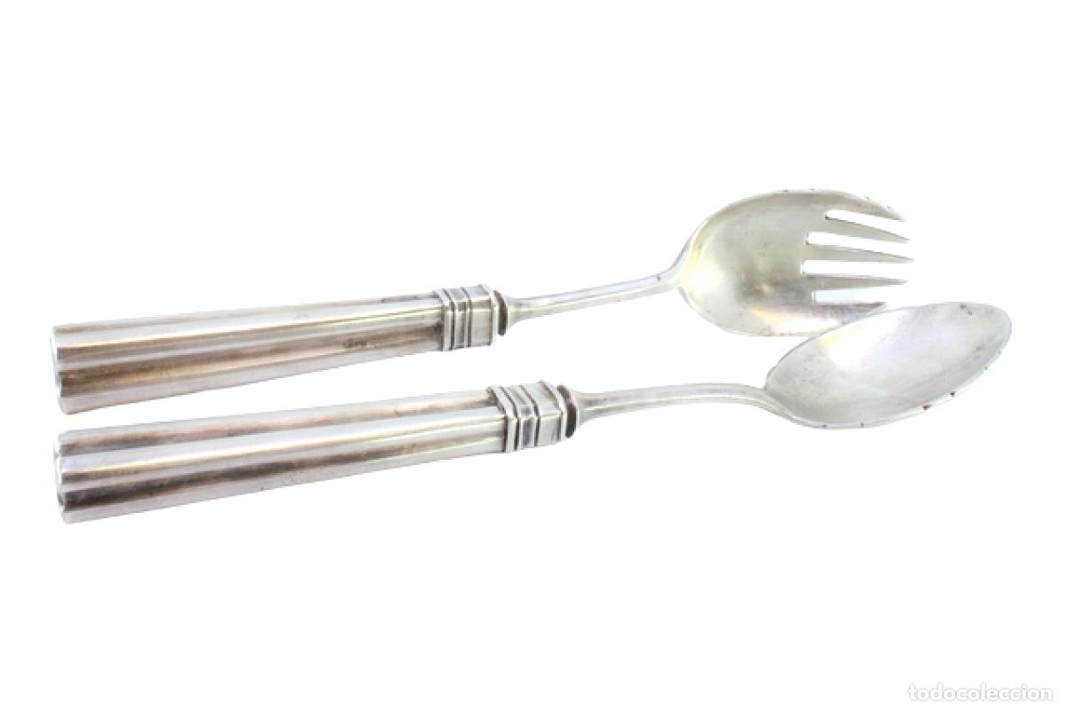 Antiguidades: Juego de espaguetis y cucharas para servir, en plata.