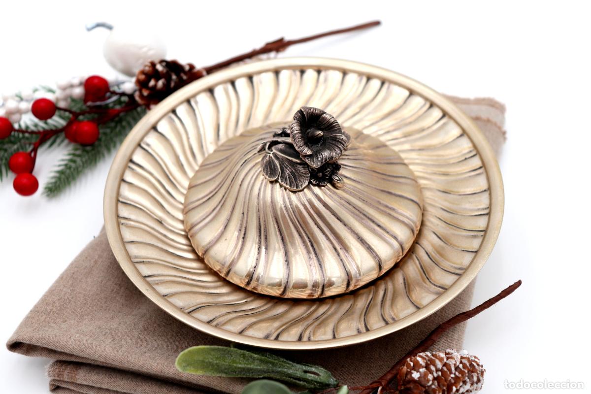 Antiquit&auml;ten: plato de queso de plata