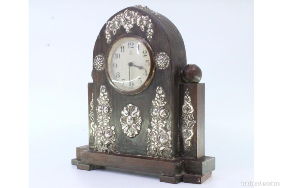 Antig&uuml;edades: Reloj de madera y plata - Foto 7