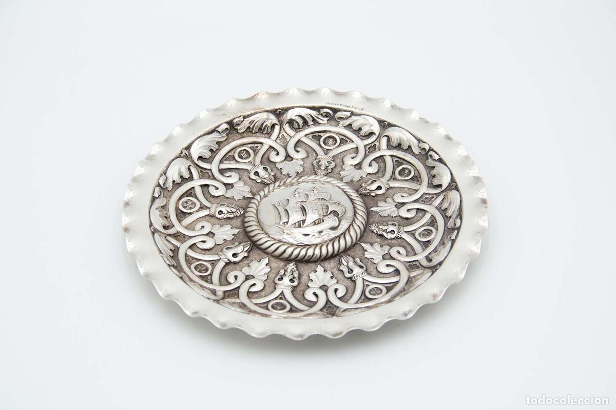 Antiquit&auml;ten: bandeja de plata