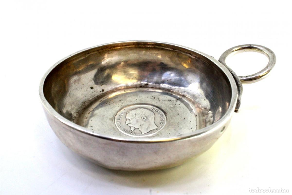Antig&uuml;edades: copa de plata - Foto 3
