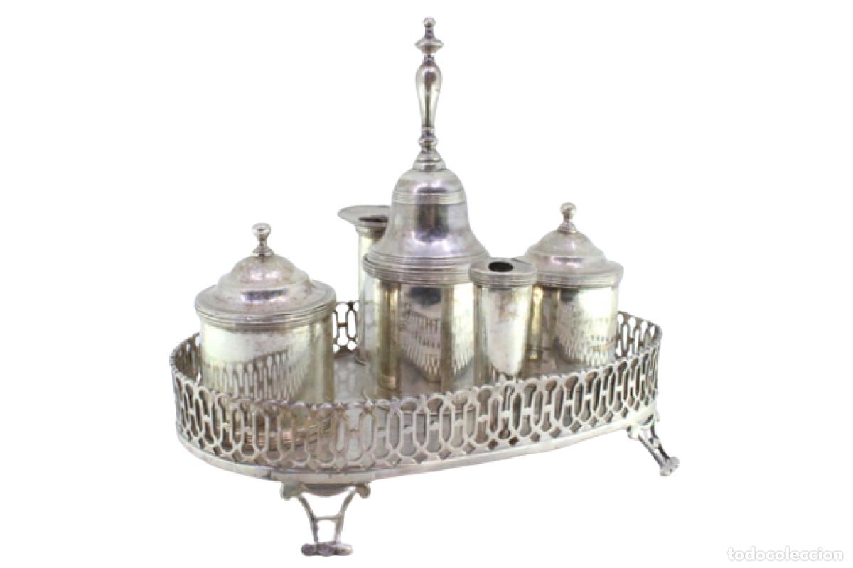 Antiquit&auml;ten: tintero de plata