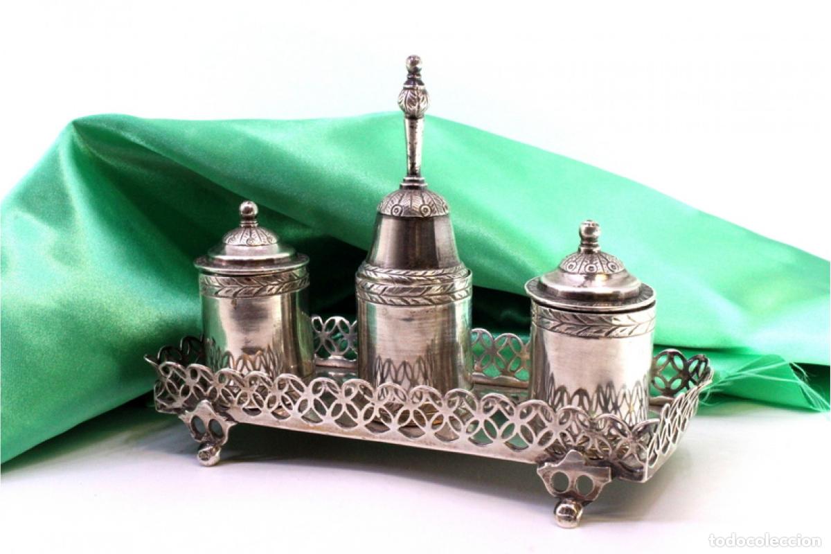 Antiquit&auml;ten: tintero de plata