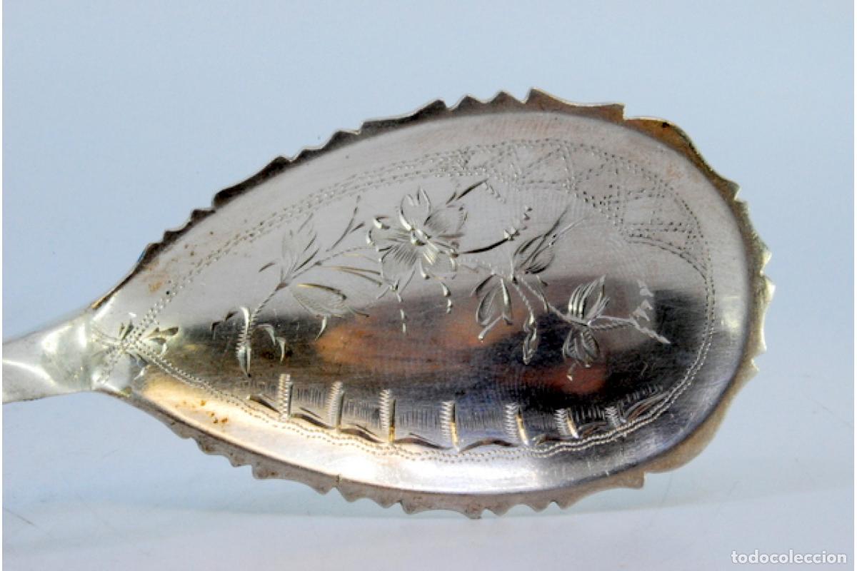 Antig&uuml;edades: Cuchara de salsa de plata - Foto 2