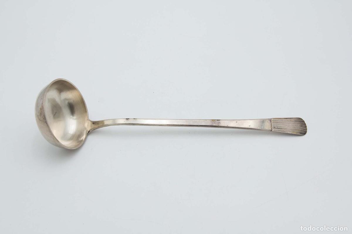 Antig&uuml;edades: cuchara de plata - Foto 1