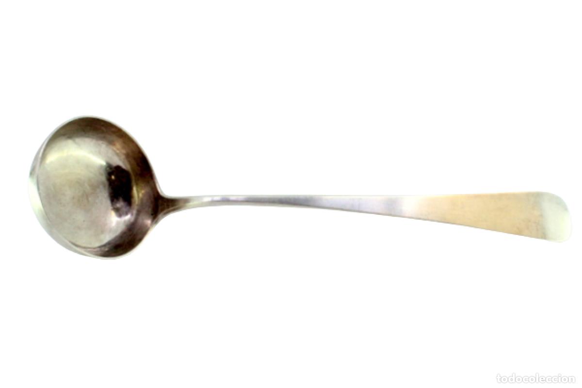 Antiguidades: Cuchar&oacute;n de sopa de plata