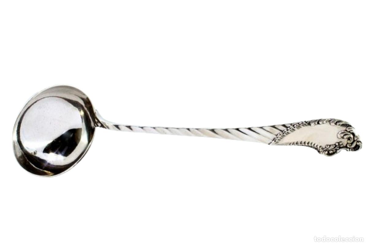 Antiguidades: Cuchar&oacute;n de sopa de plata