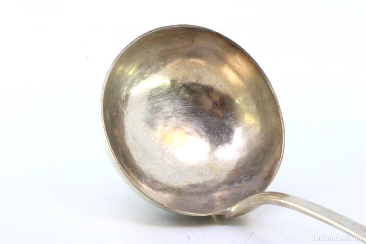 Antig&uuml;edades: Cuchar&oacute;n de sopa de plata - Foto 4