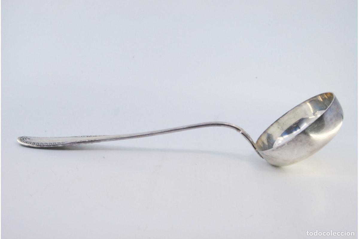 Antig&uuml;edades: Cuchar&oacute;n de sopa de plata - Foto 2