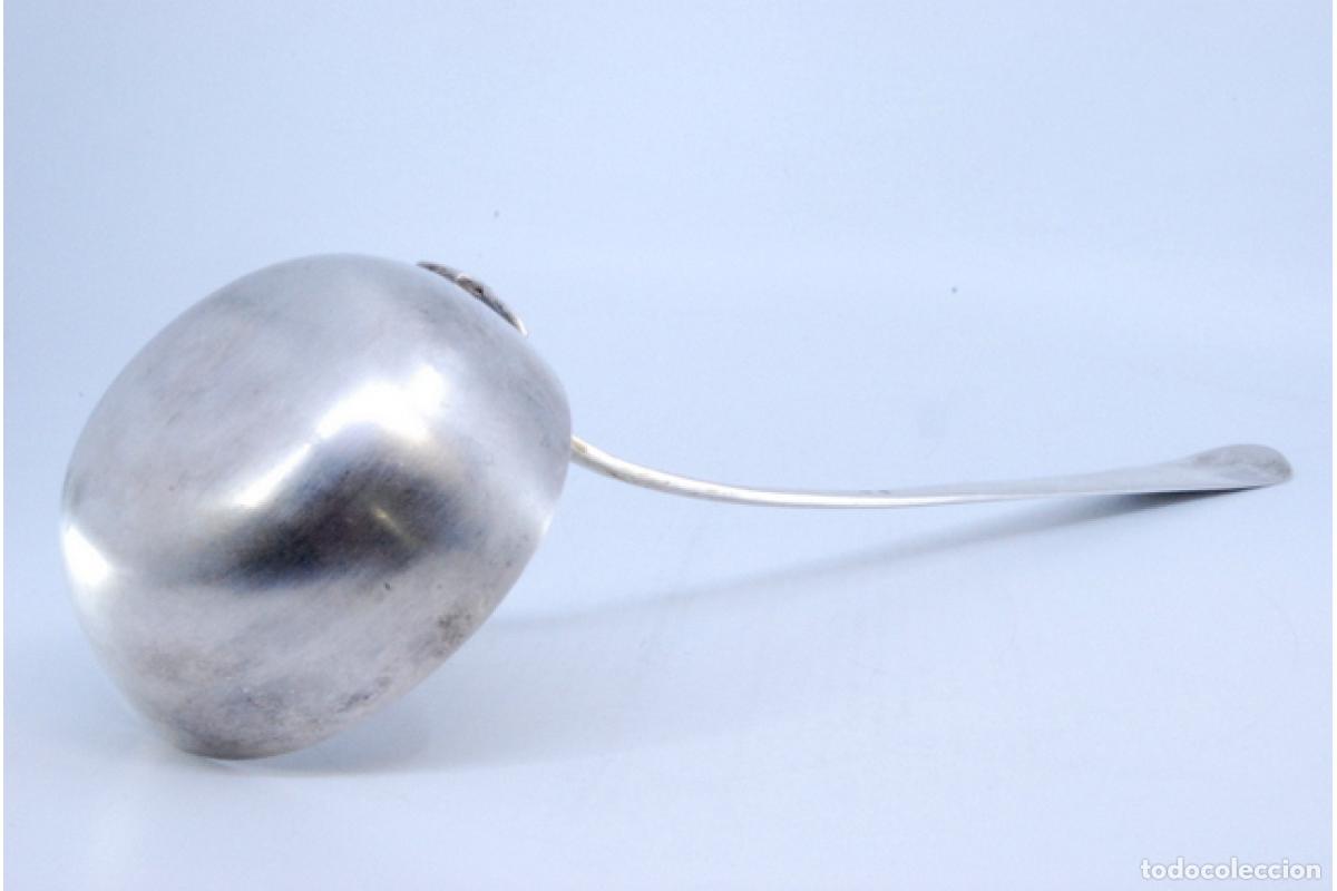 Antig&uuml;edades: Cuchar&oacute;n de sopa de plata - Foto 4