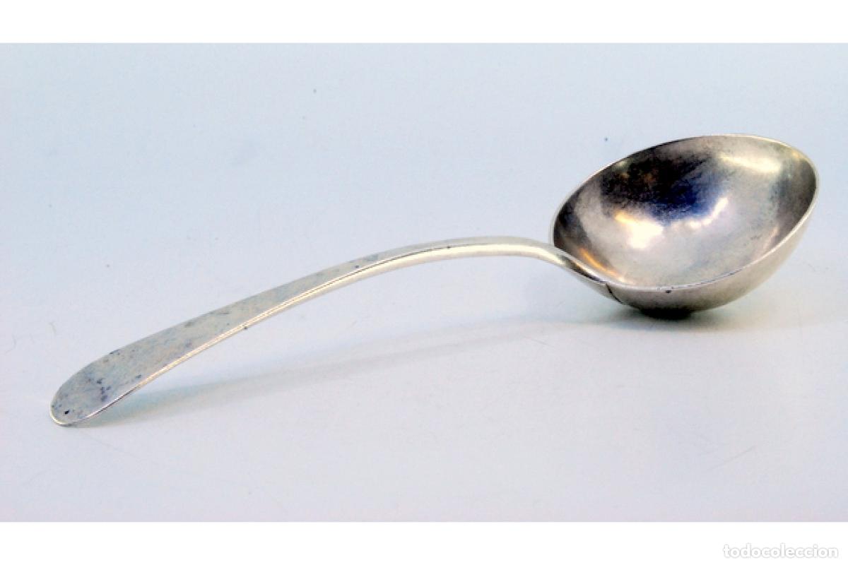 Antig&uuml;edades: Cuchara de salsa de plata - Foto 6