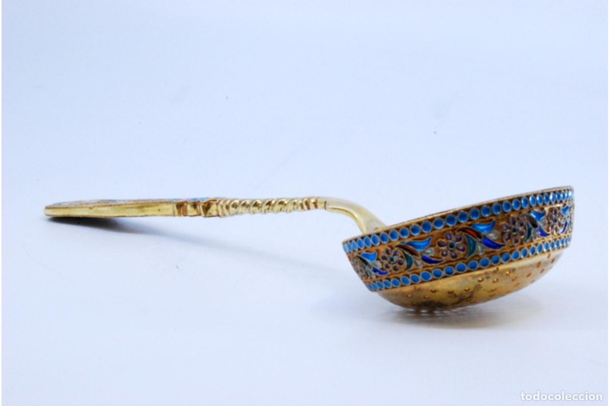 Antig&uuml;edades: Cuchara para espolvorear en cloisonn&eacute; de plata rusa - Foto 3