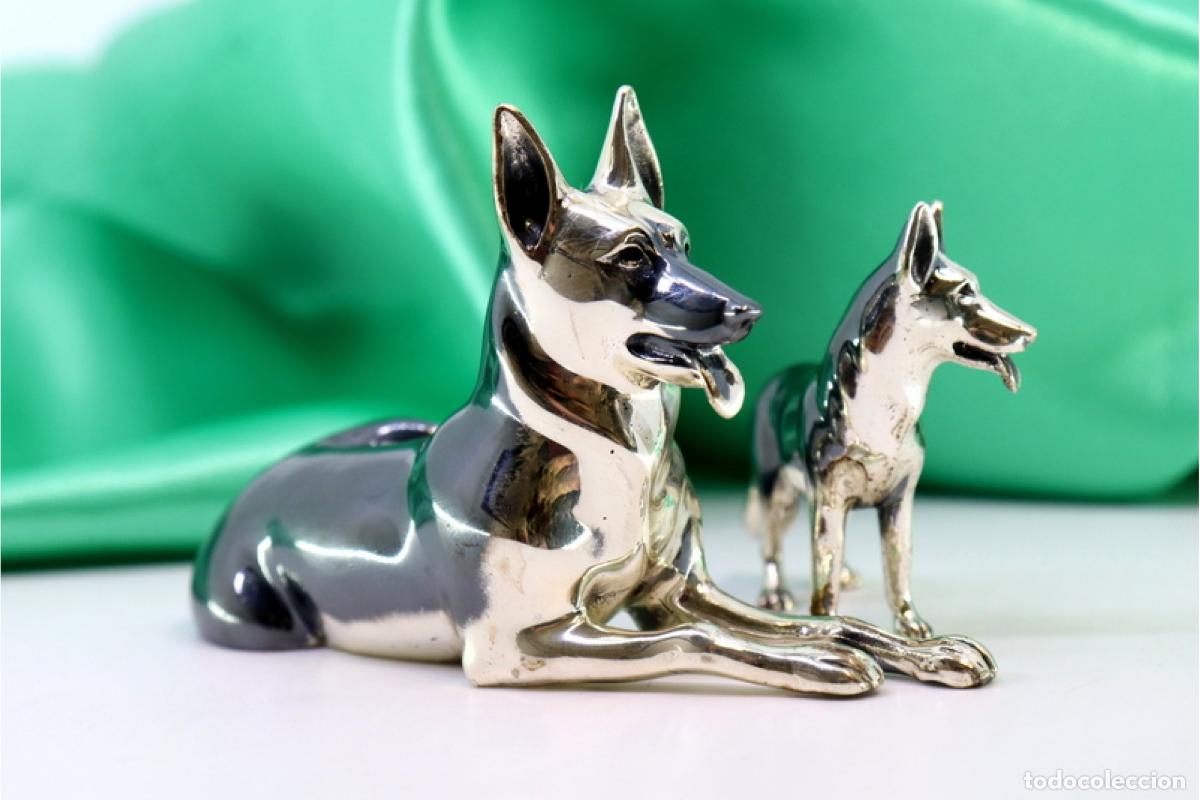 Antig&uuml;edades: Pareja de perros en plata - Foto 6
