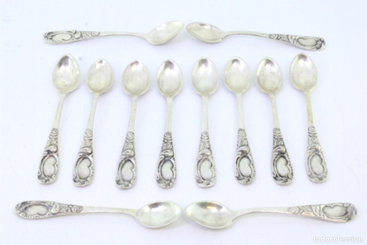 Antig&uuml;edades: Juego de 12 cucharas de caf&eacute; plateadas - Foto 2