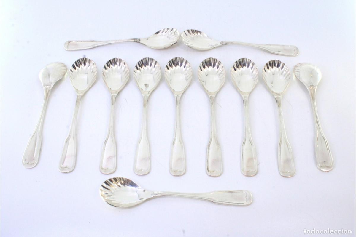 Antig&uuml;edades: Juego de 12 cucharas de helado plateadas - Foto 2