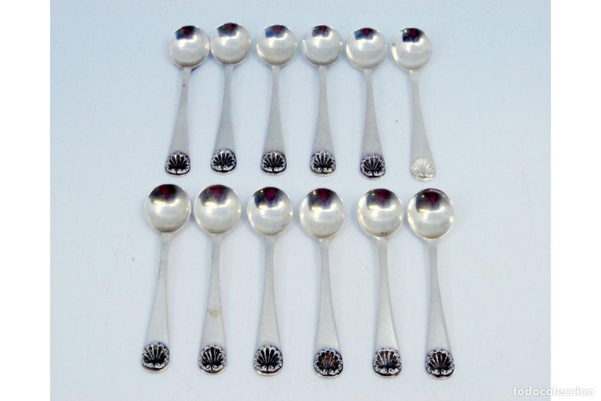 Antig&uuml;edades: Juego de 12 cucharas de caf&eacute; plateadas - Foto 2
