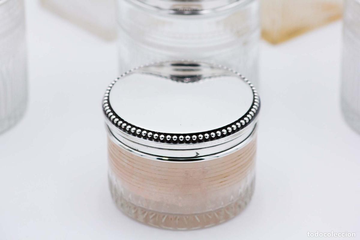 Antig&uuml;edades: Set de belleza de plata - Foto 2