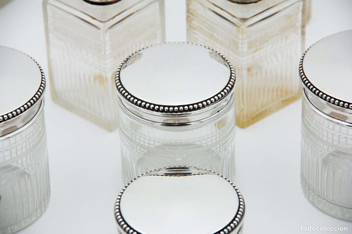 Antig&uuml;edades: Set de belleza de plata - Foto 5