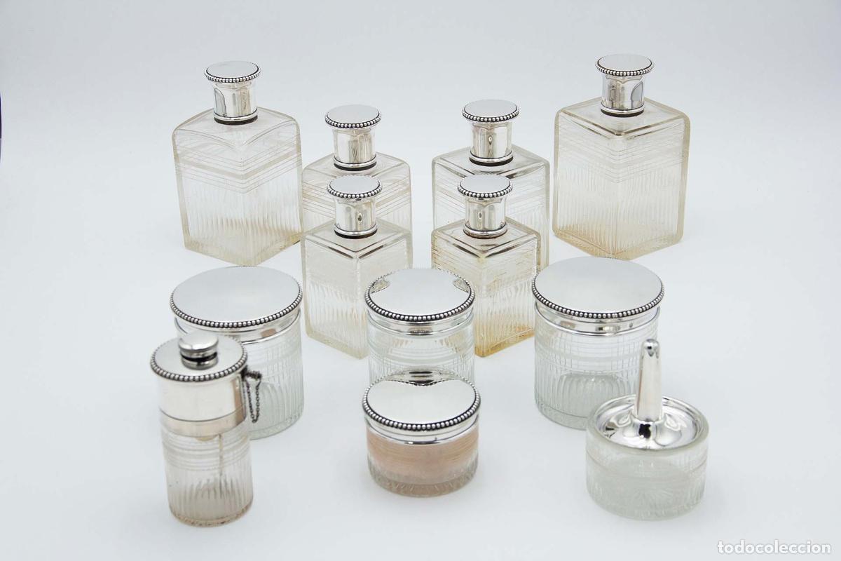 Antig&uuml;edades: Set de belleza de plata - Foto 1