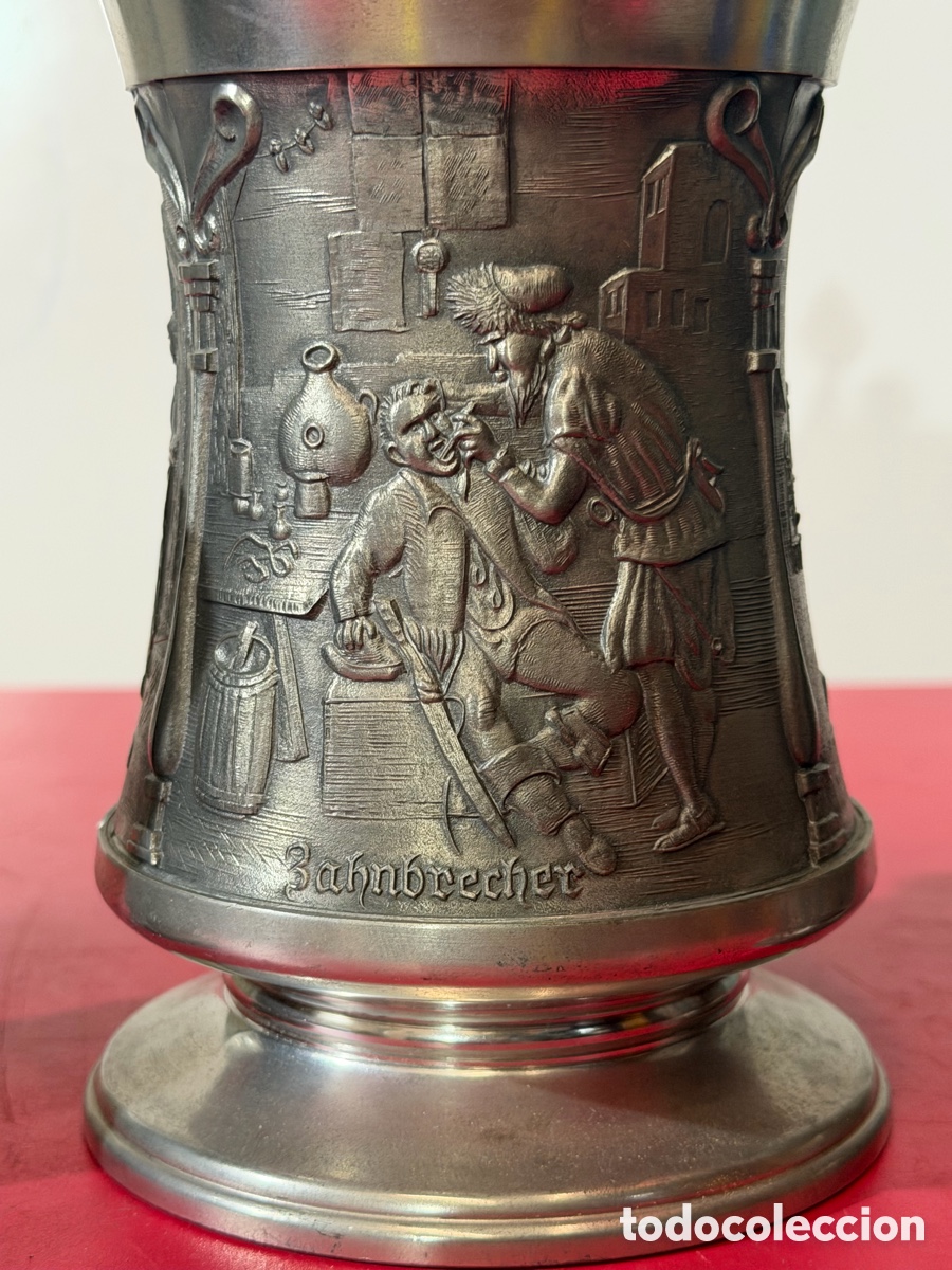 Antig&uuml;edades: Jarra y 2 vasos de esta&ntilde;o alemanes - Foto 3