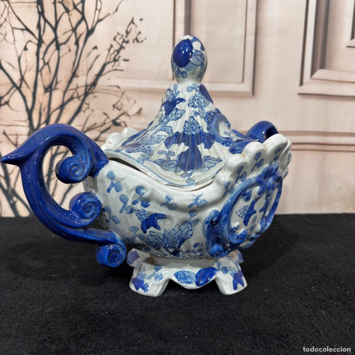 Antig&uuml;edades: Sopera Antigua de Porcelana - Foto 4