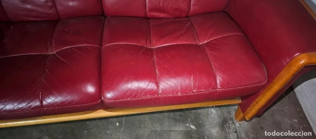 Antig&uuml;edades: Sof&aacute; dos plazas marca STRESSLESS de cuero rojo - Foto 5