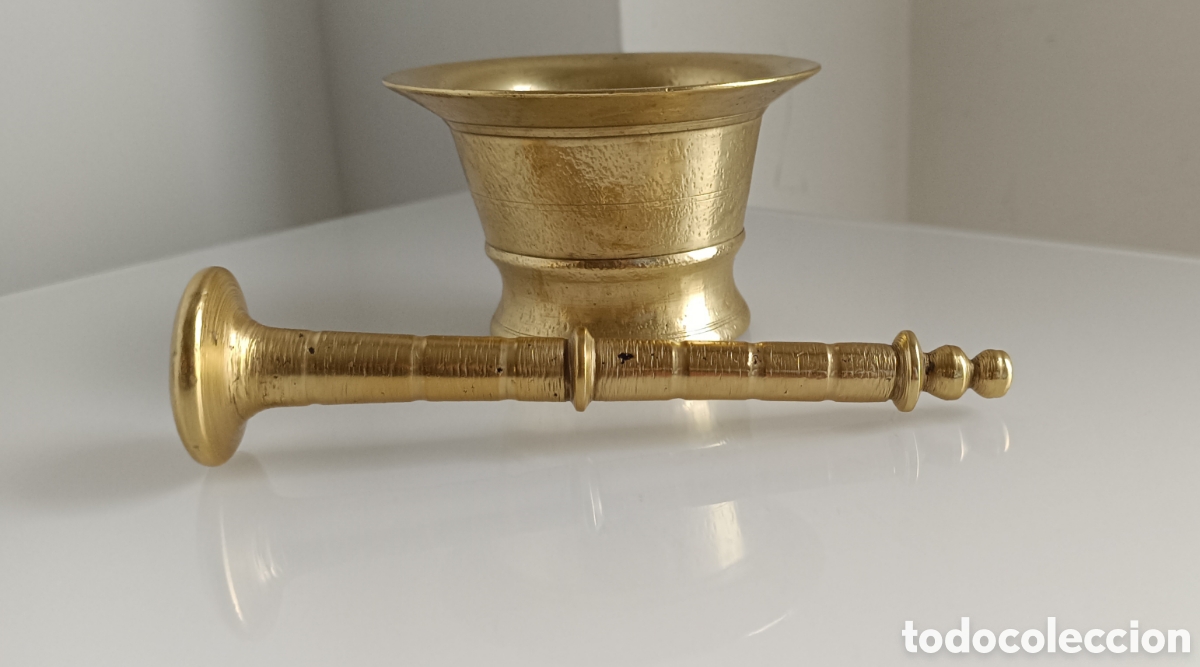 Antig&uuml;edades: Almirez Antiguo de Bronce Macizo. - Foto 2