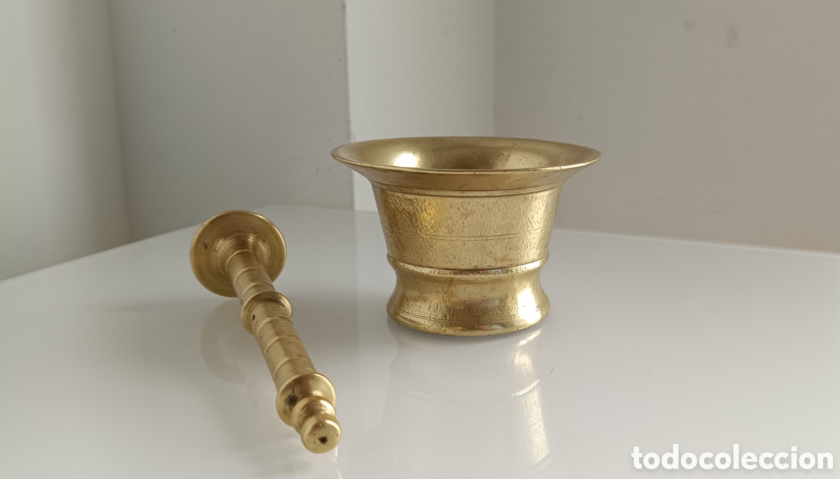 Antig&uuml;edades: Almirez Antiguo de Bronce Macizo. - Foto 3