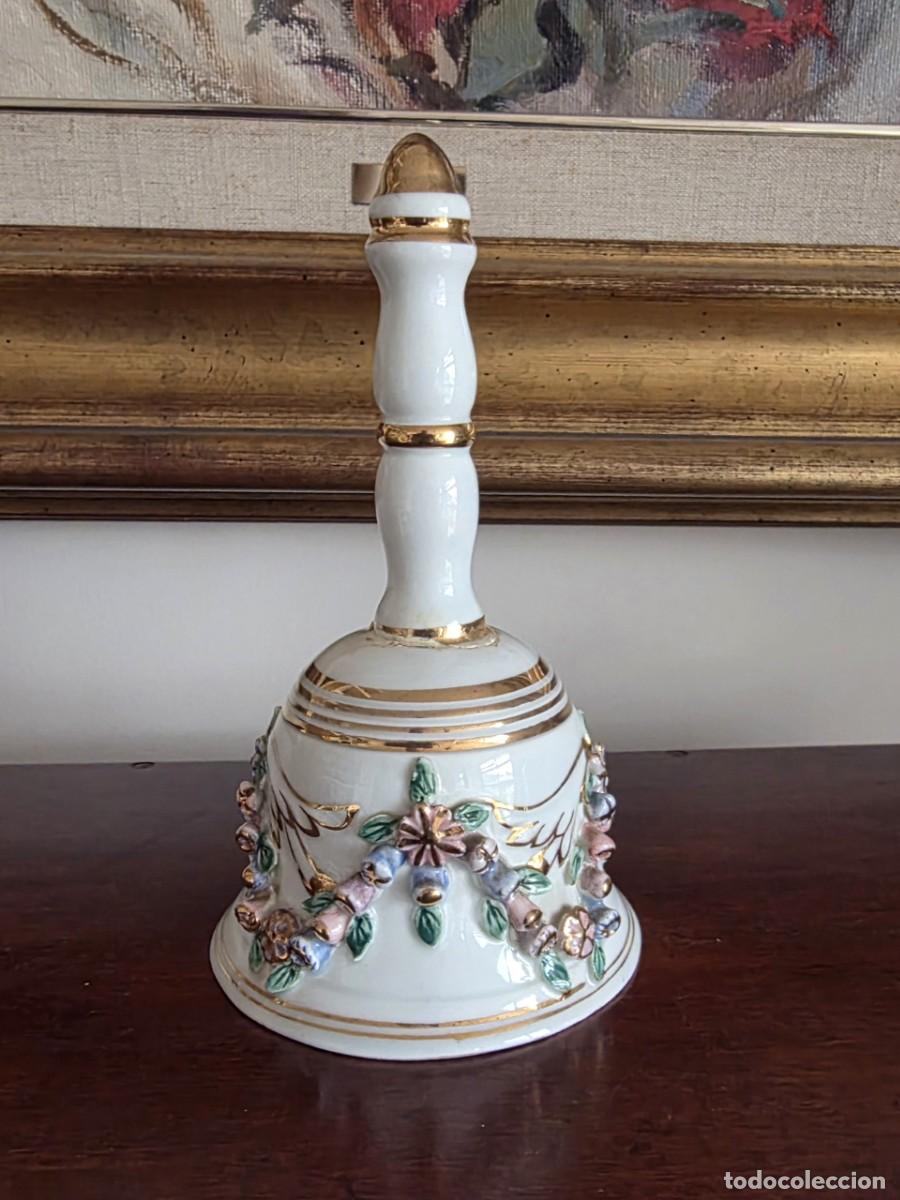 Antig&uuml;edades: DELICADA CAMPANA EST ROCOC&Oacute;. 15,5 CM - Foto 4