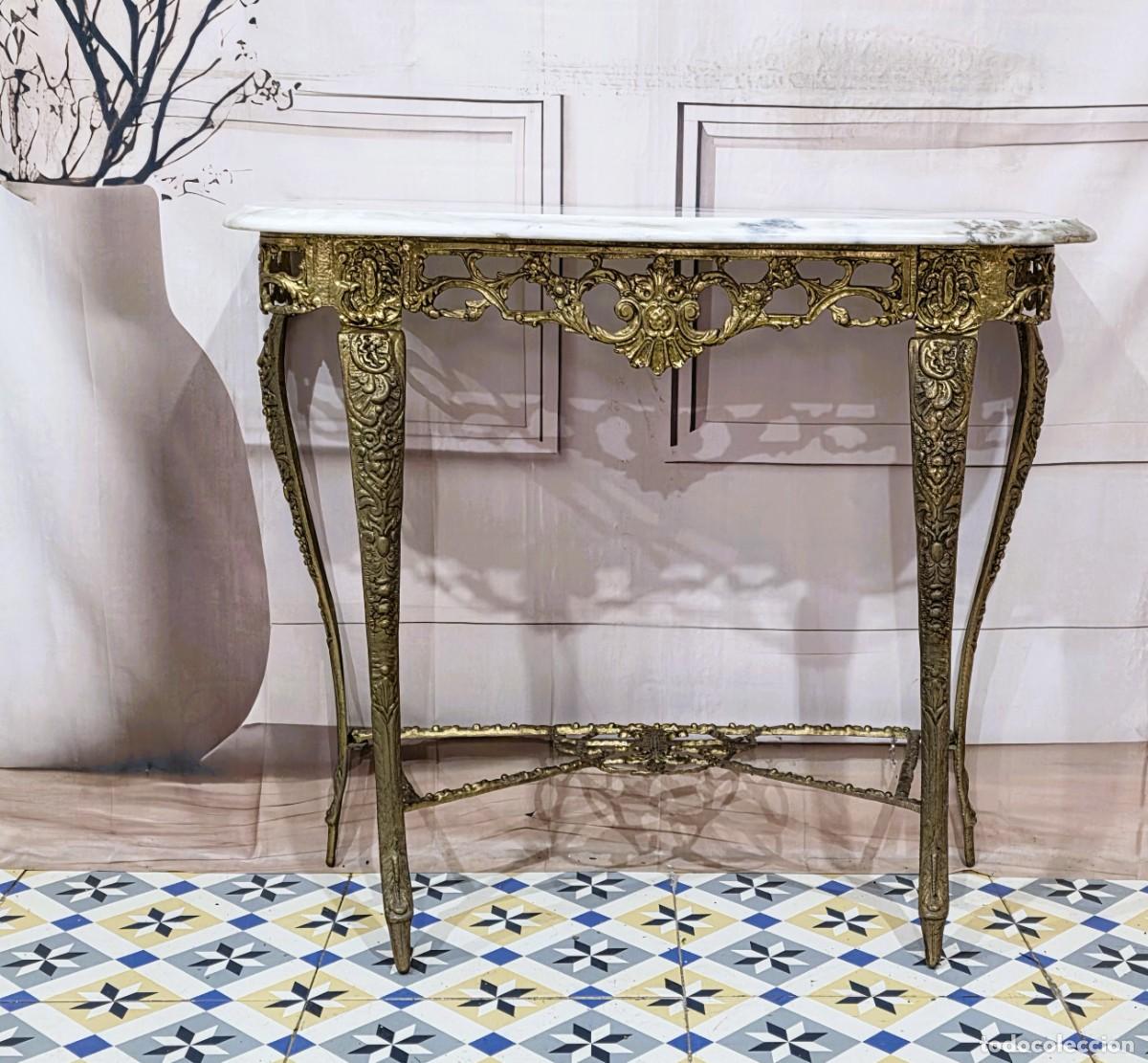 Antig&uuml;edades: Mesa consola de bronce con sobre de m&aacute;rmol blanco - Foto 2