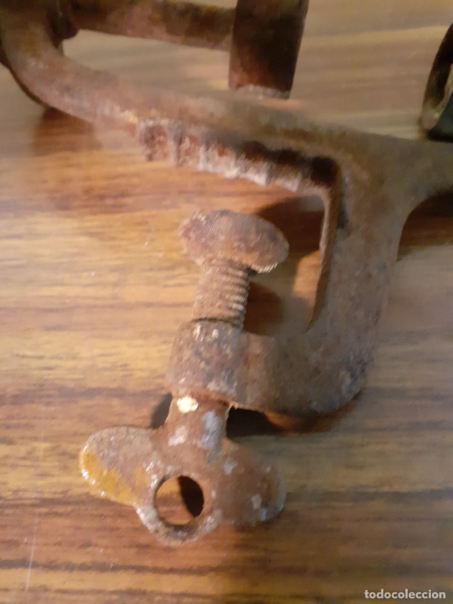 Antig&uuml;edades: Maquina de rellenar cartuchos - Foto 4