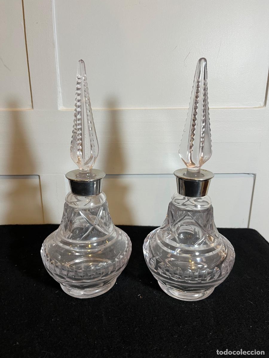 Antig&uuml;edades: Frascos tocador cristal tallado vintage tap&oacute;n aguja metal plateado pareja