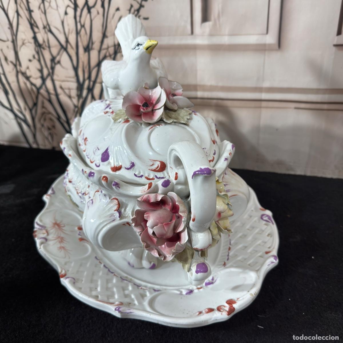 Antig&uuml;edades: Antigua Sopera de Porcelana - Foto 2