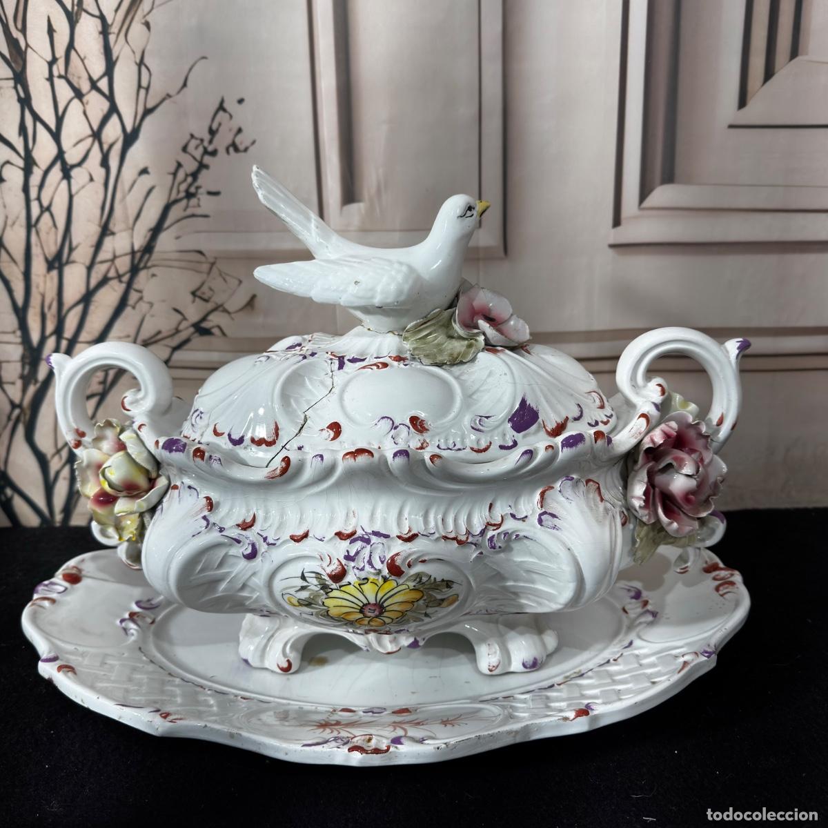 Antig&uuml;edades: Antigua Sopera de Porcelana - Foto 4