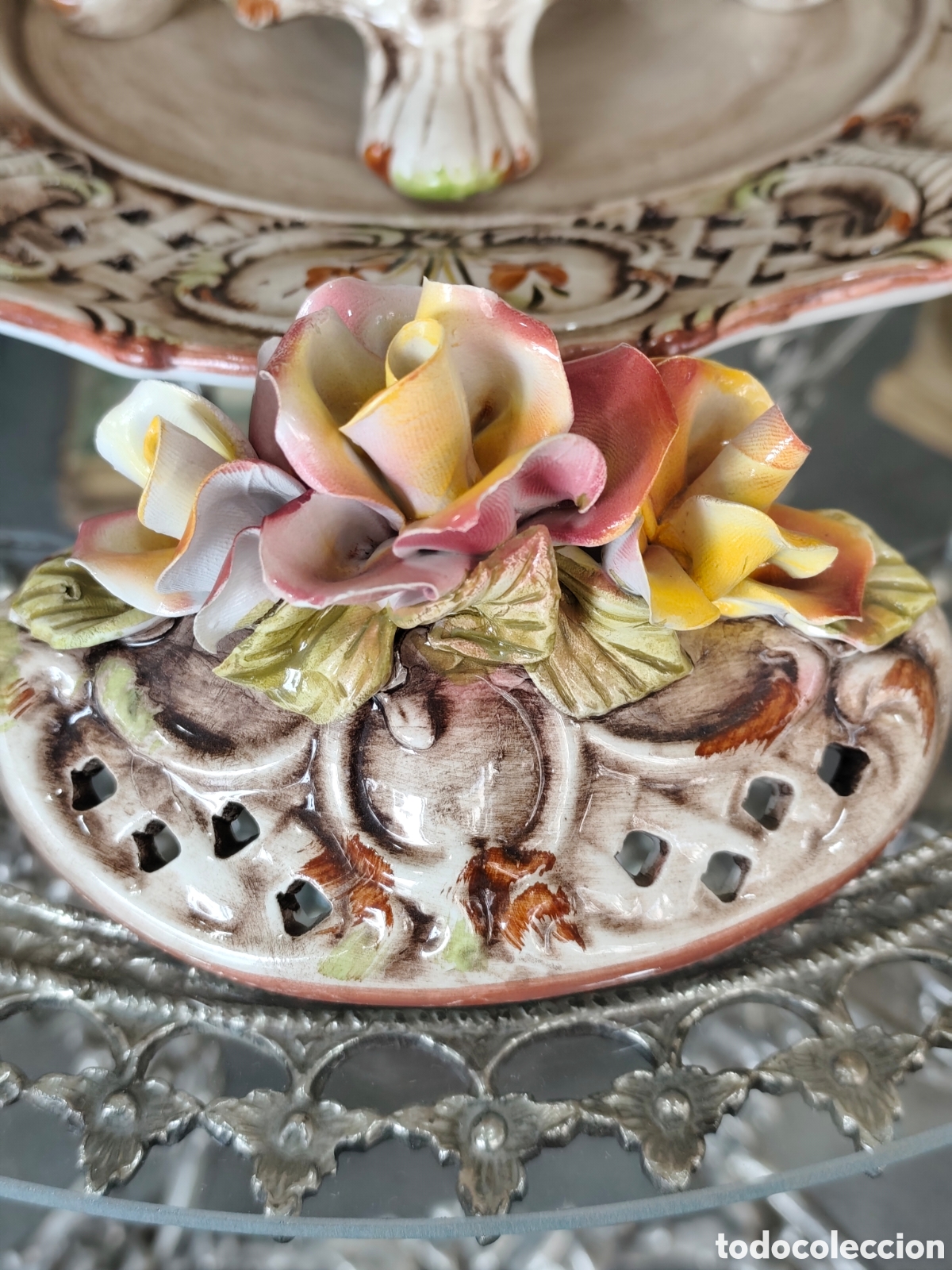 Antig&uuml;edades: Preciosa sopera Capodimonte con su plato. - Foto 7