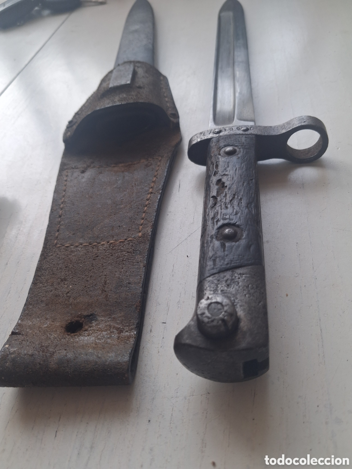 Antig&uuml;edades: Bayoneta Mannlicher con su funda - Foto 1
