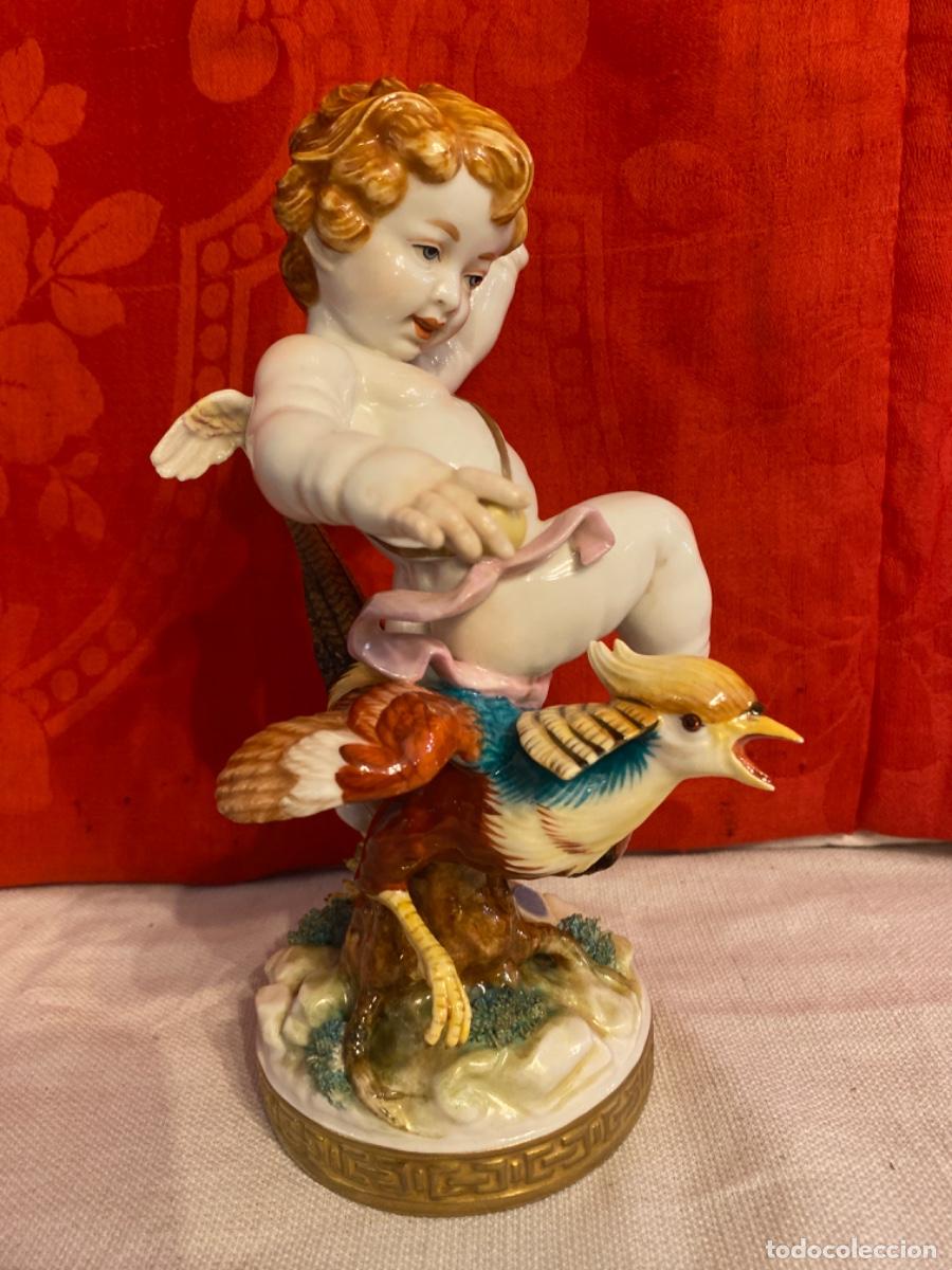 Antig&uuml;edades: &Aacute;NGEL CON FAIS&Aacute;N, EN PORCELANA DE ALGORA. - Foto 2