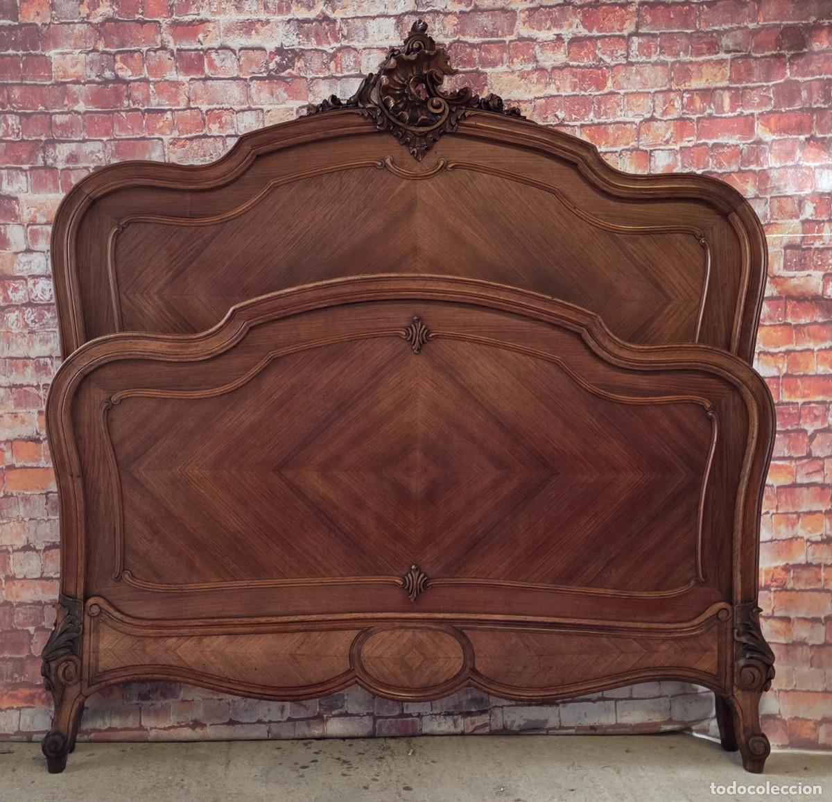 Antig&uuml;edades: Cama antigua de estilo Luis XV - Foto 1