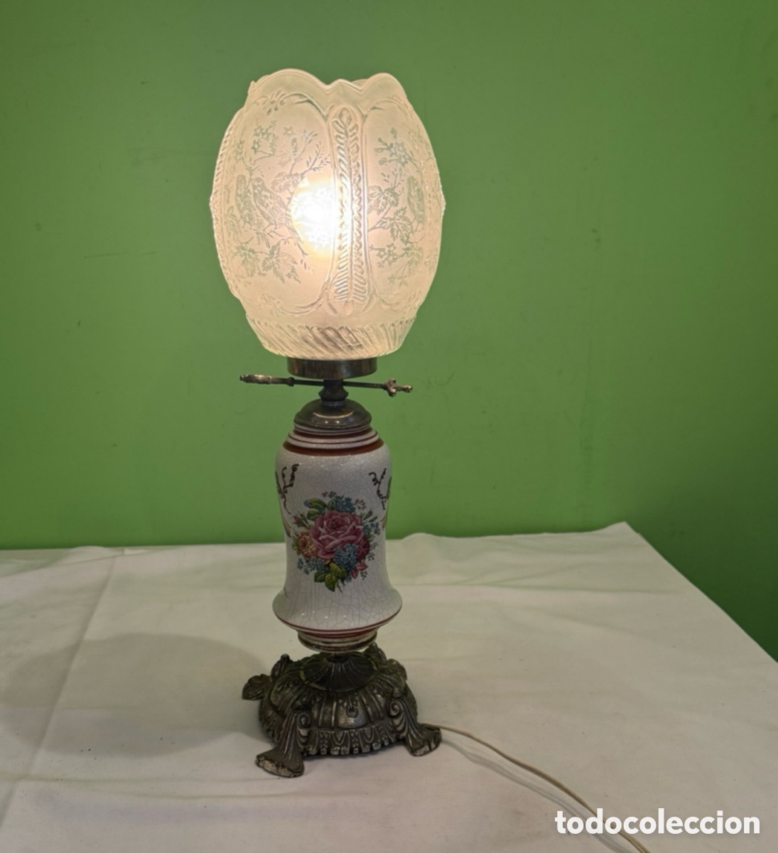 Antiquit&auml;ten: LAMPARA PORCELANA Y METAL VINTAGE.