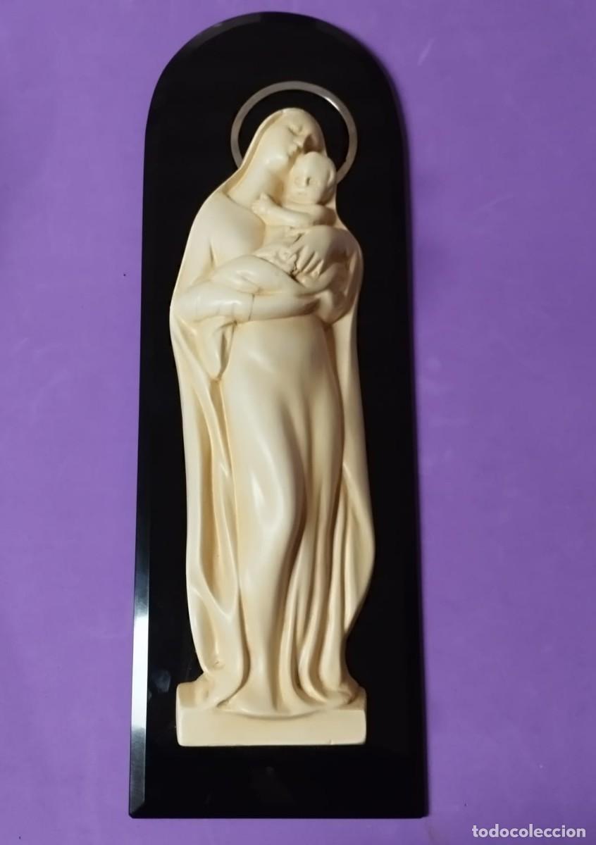 Antig&uuml;edades: SOBRE RELIEVE VIRGEN CON NI&Ntilde;O - Foto 1