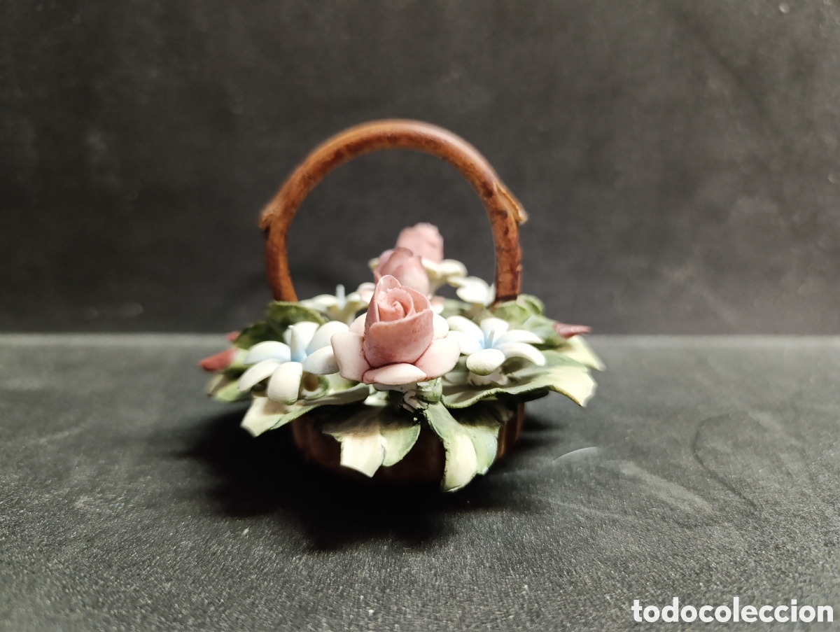 Antig&uuml;edades: CESTITA DE PORCELANA BISCUIT. - Foto 1