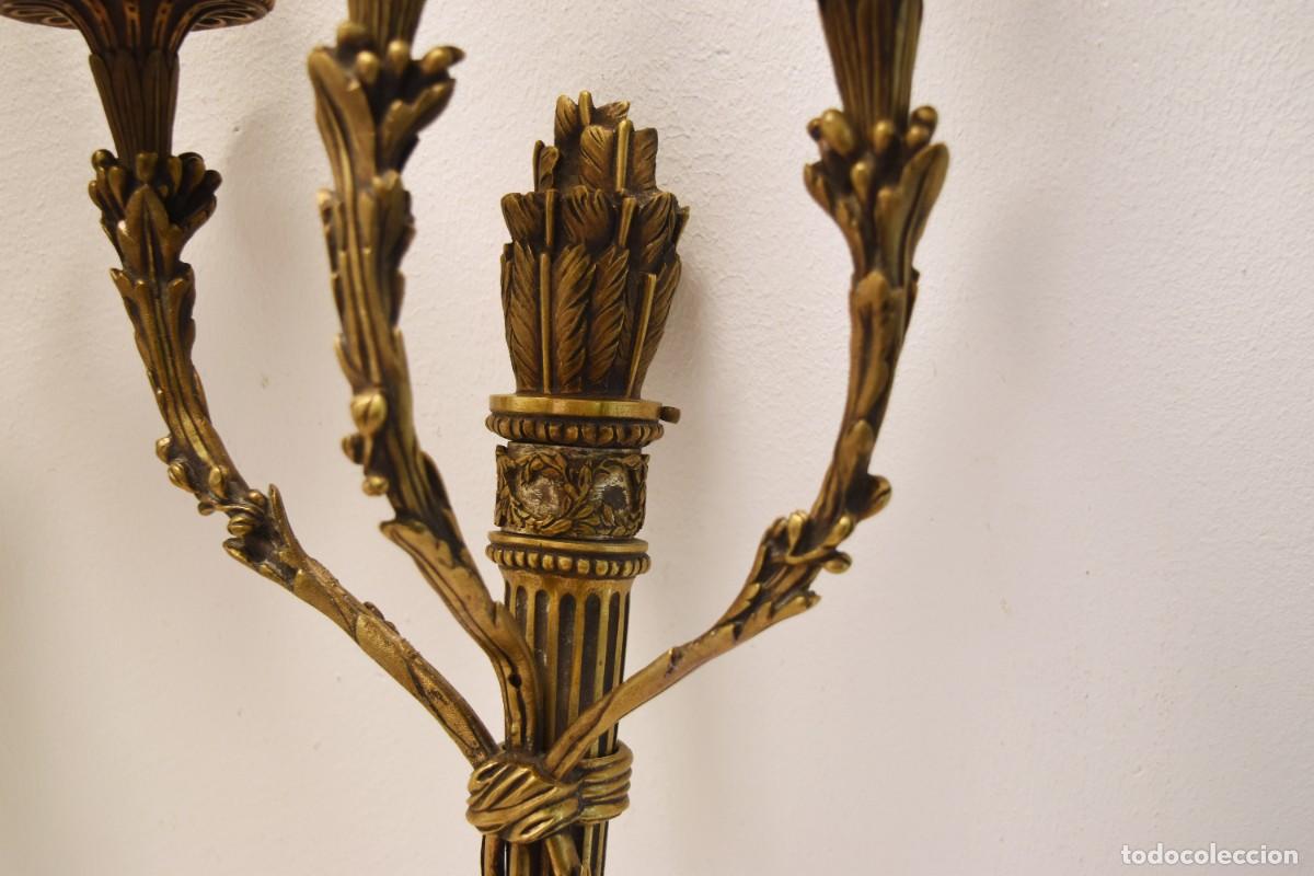 Antig&uuml;edades: Apliques de pared de bronce de buen tama&ntilde;o - Foto 8