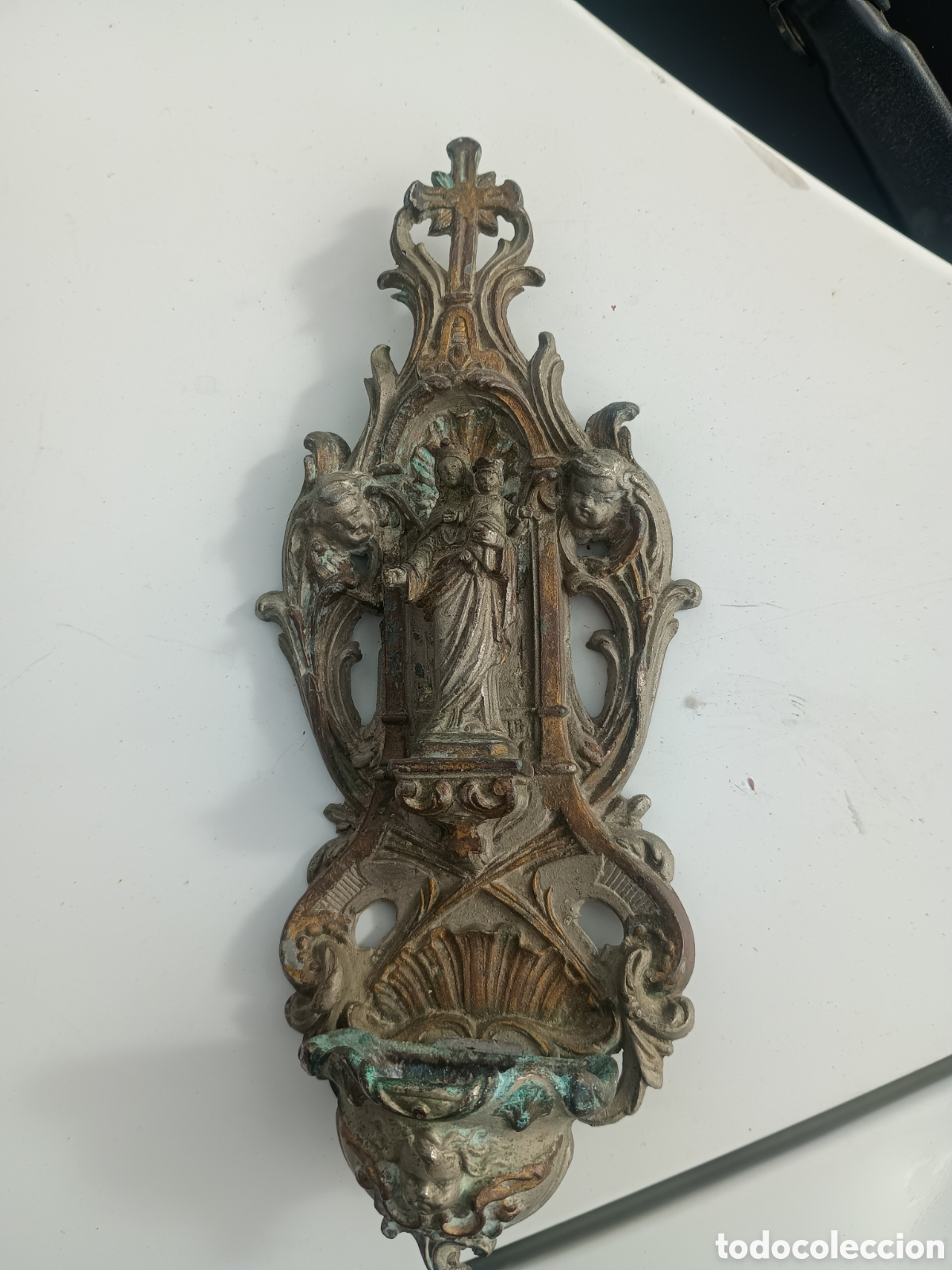 Antig&uuml;edades: Benditera metal virgen con ni&ntilde;o - Foto 1