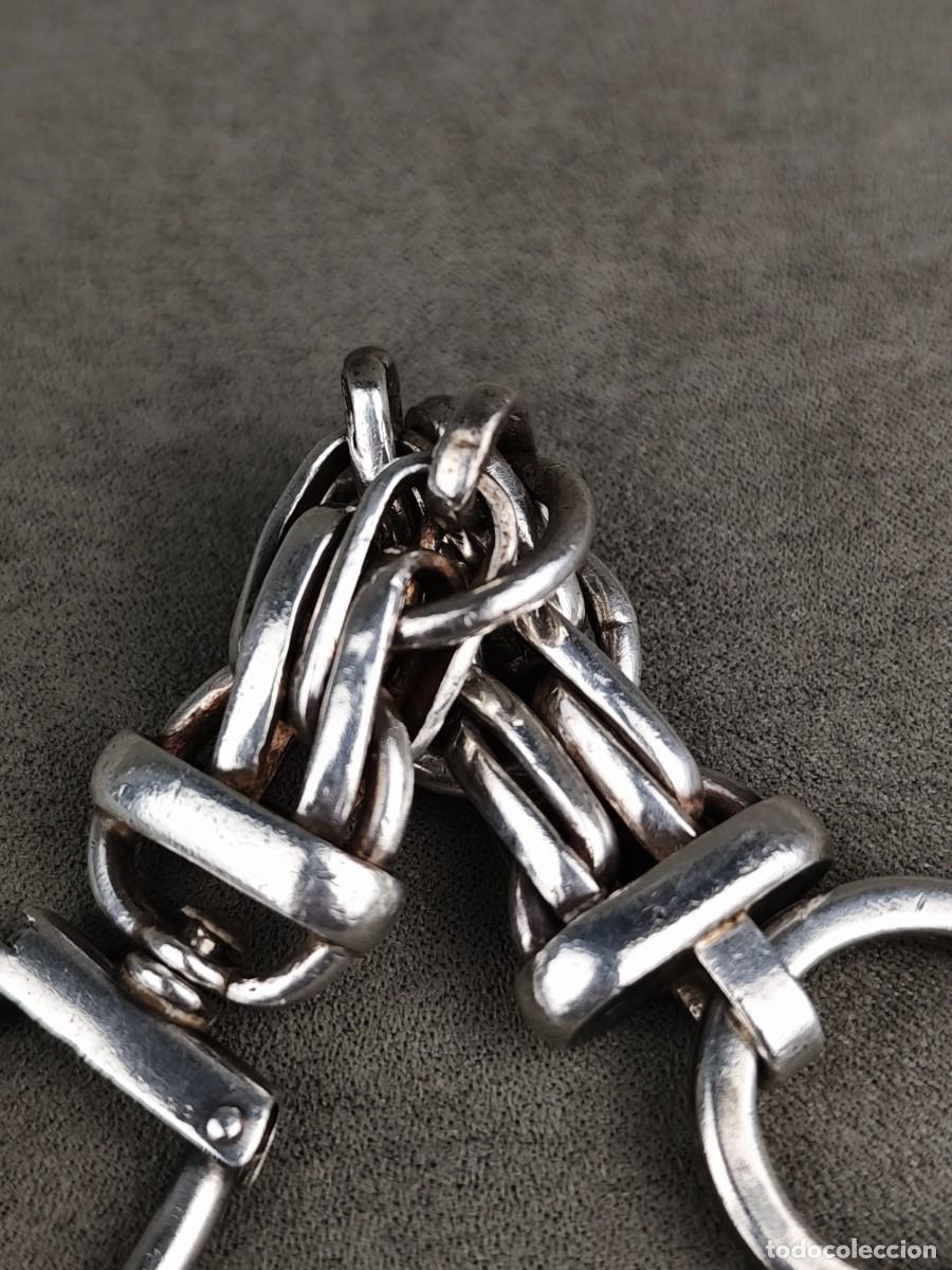 Antig&uuml;edades: Antiguo Llavero de Plata 75.5g - Foto 9