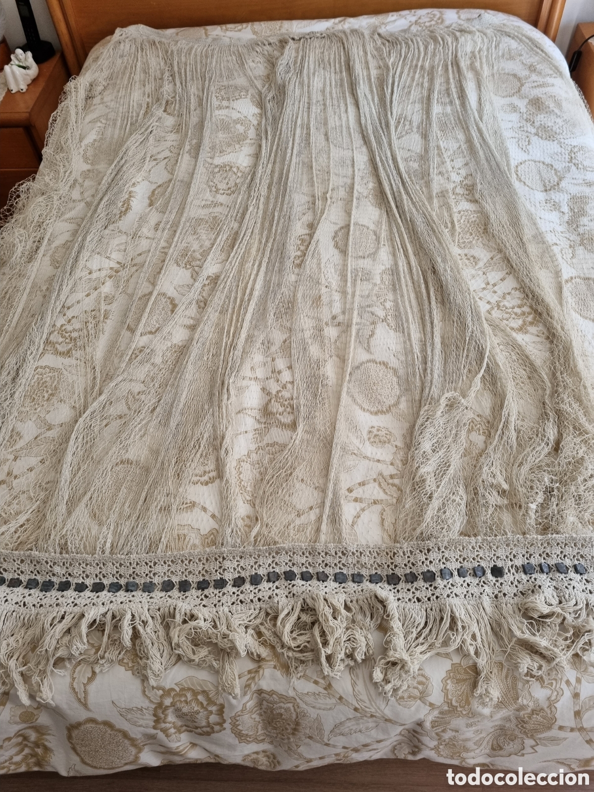 Antiquit&auml;ten: Cortina red de pescador. Finales S.XIX. Con fleco y franja de ganchillo. 140 x 200 cm. &Uacute;nica!