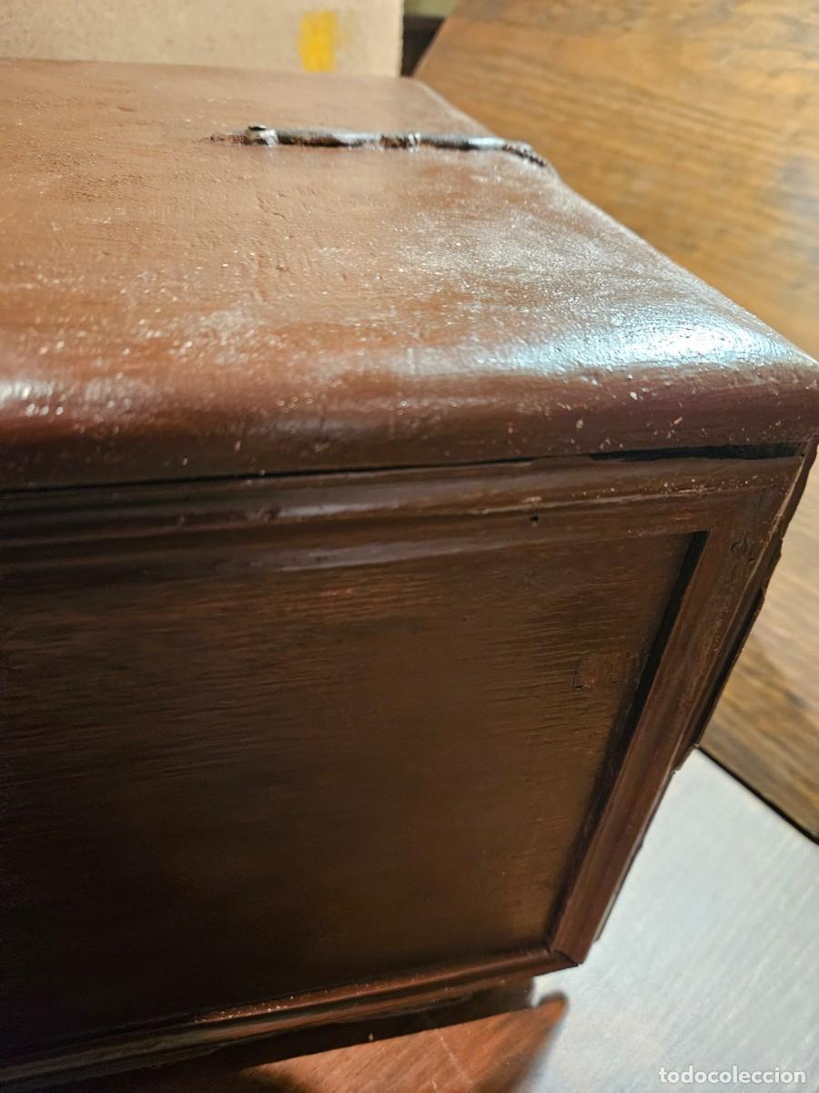 Antig&uuml;edades: CAJA ARCA CAJONERA ANTIGUO - Foto 11