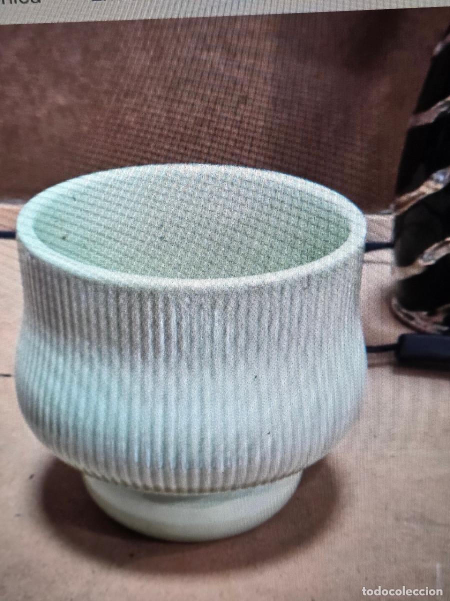 Antig&uuml;edades: maceta de ceramica nueva - Foto 1
