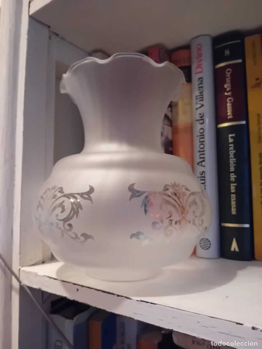 Antig&uuml;edades: Tulipa con el cuello rizado d&eacute;cada de los 50/60 - Foto 2
