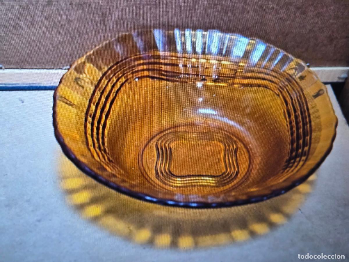 Antig&uuml;edades: cuenco de cristal marron - Foto 2