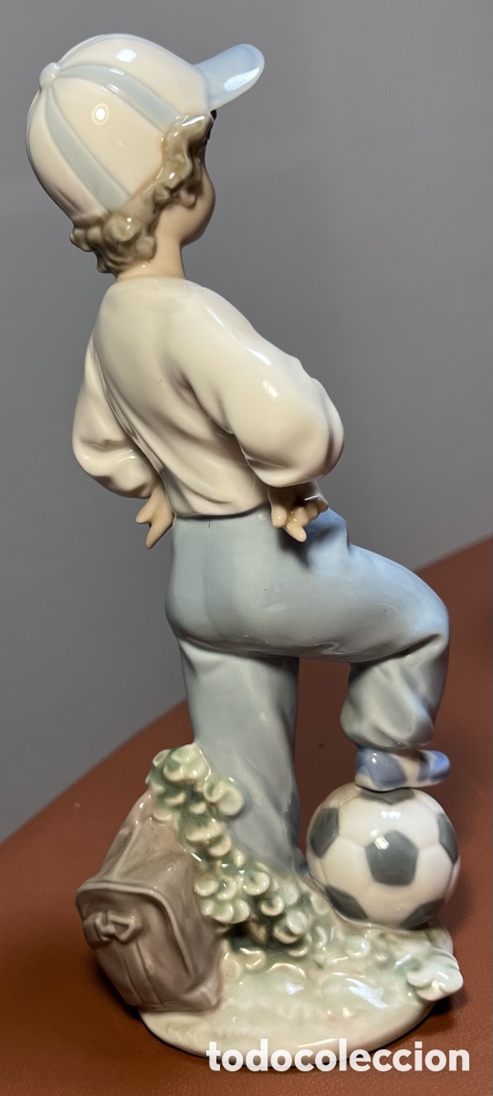 Antig&uuml;edades: Figura de Lladr&oacute; de ni&ntilde;o con bal&oacute;n - Foto 4
